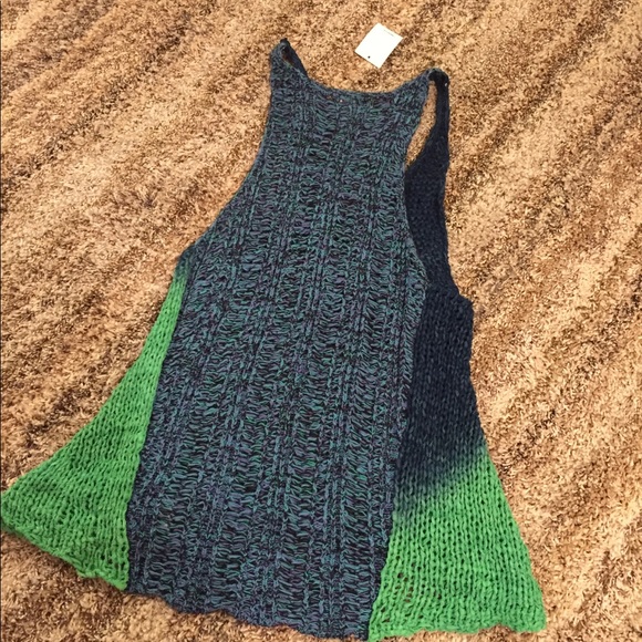 NWT! Urban Outfitters Knit Top! - Picture 5 of 5